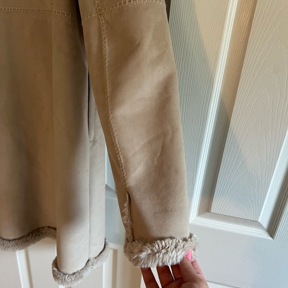 Women's Faux Fur Coat/Jacket from Jones New York - Picture 9 of 12